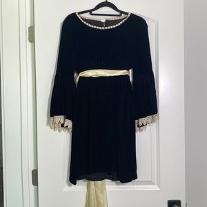 Vintage witchy velvet black mini dress